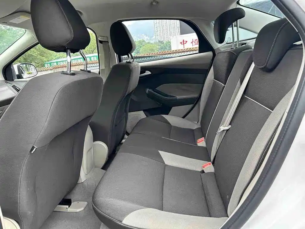 Ford Focus — миниатюра 4