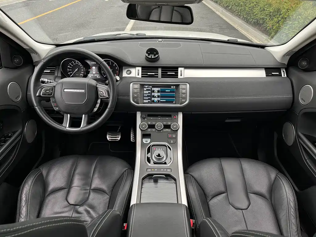 Land Rover Evoque (Import) — миниатюра 16