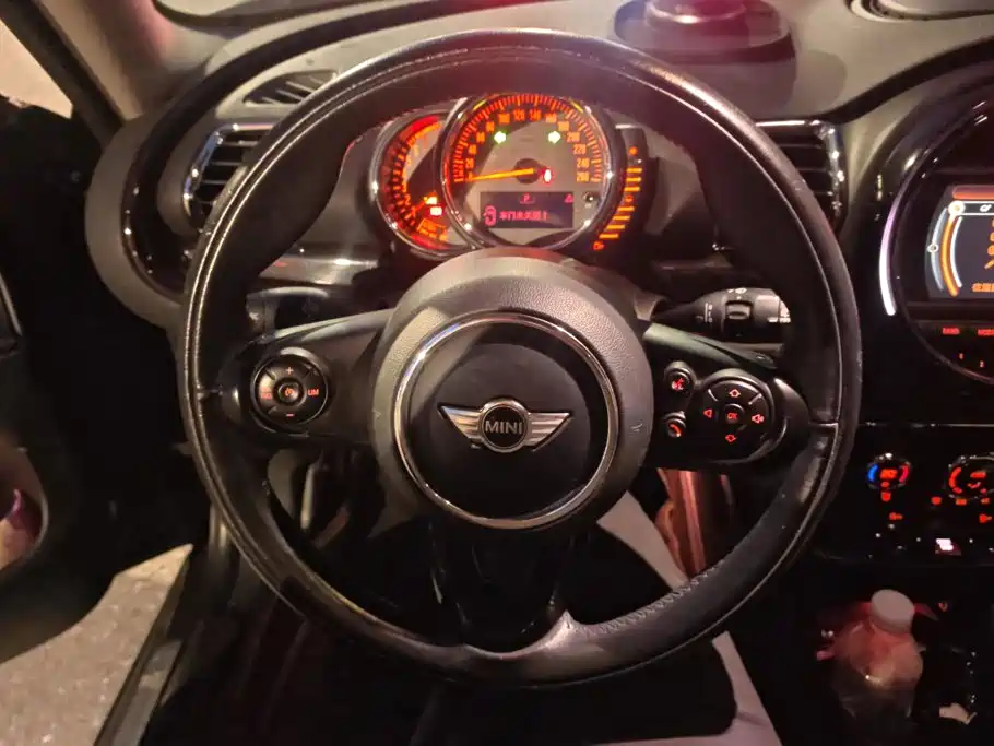 MINI Mini Clubman — миниатюра 15