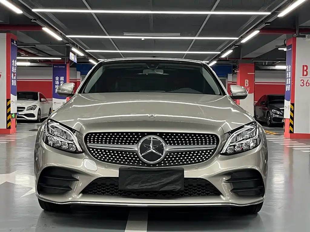 Mercedes-Benz C-Class — миниатюра 2