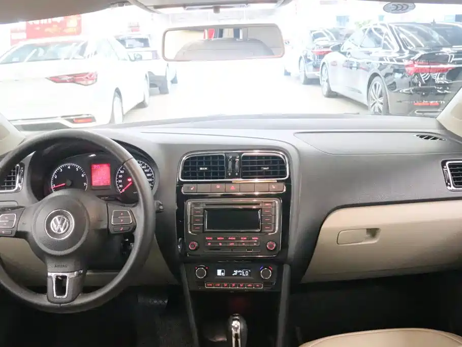 Volkswagen Polo — миниатюра 5