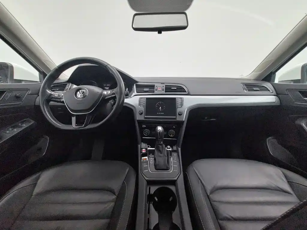 Volkswagen Lamando — миниатюра 5