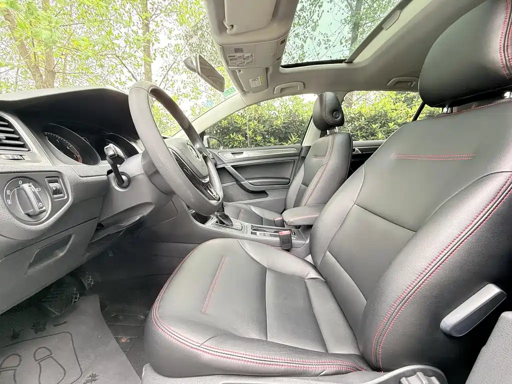 Volkswagen Golf — миниатюра 4