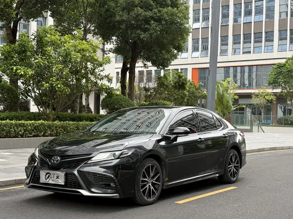 Toyota Camry 2022