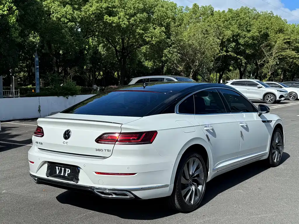 Volkswagen CC — миниатюра 23