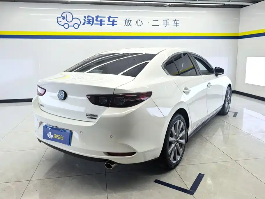 Mazda 3 Axela — миниатюра 3