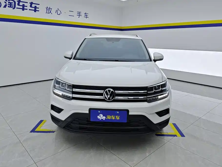 Volkswagen Tharu — миниатюра 2