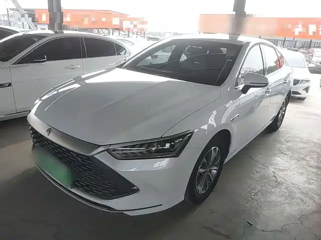 2025 BYD Qin