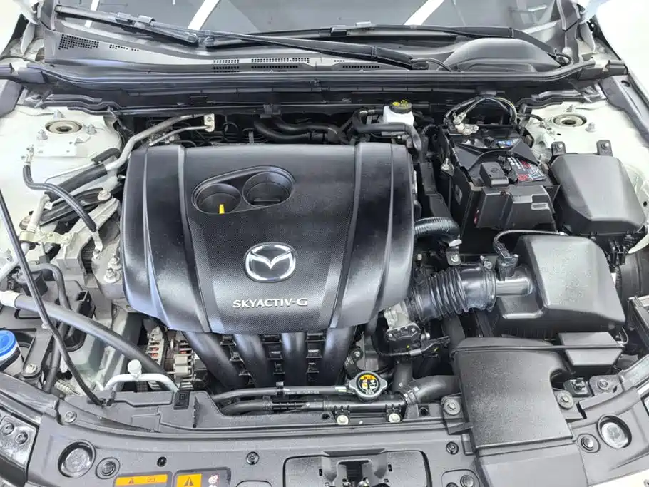Mazda 3 Axela — миниатюра 10