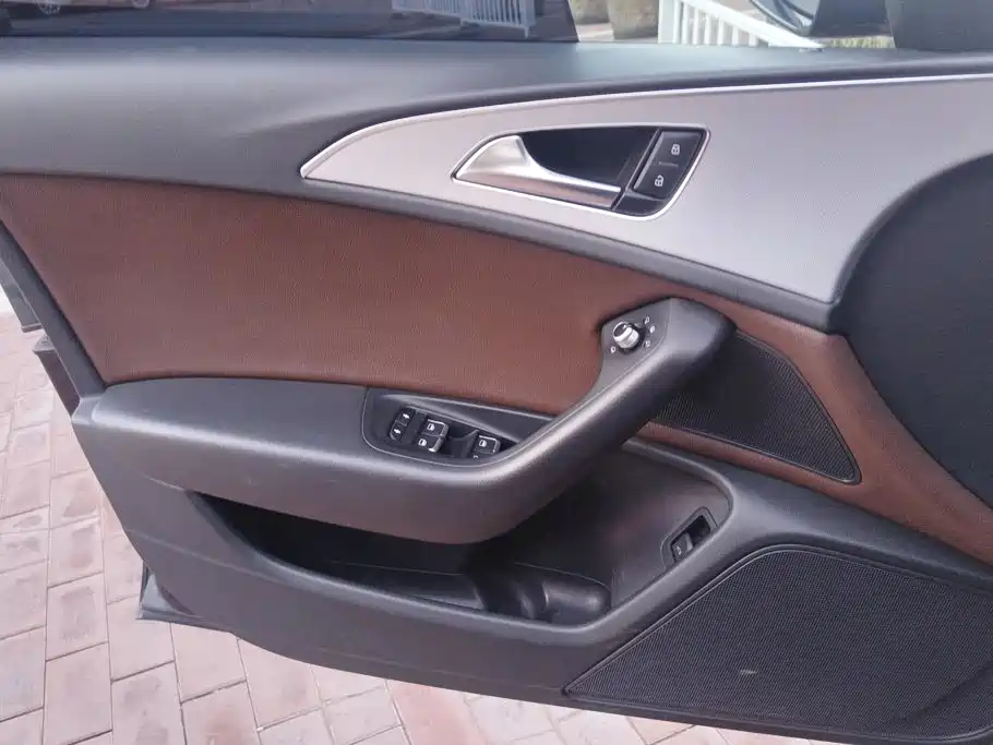 Audi A6L — миниатюра 7