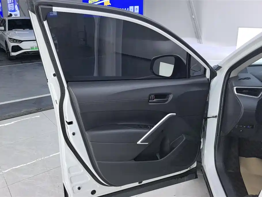 TOYOTA COROLLA SHARP AMPLIFIER