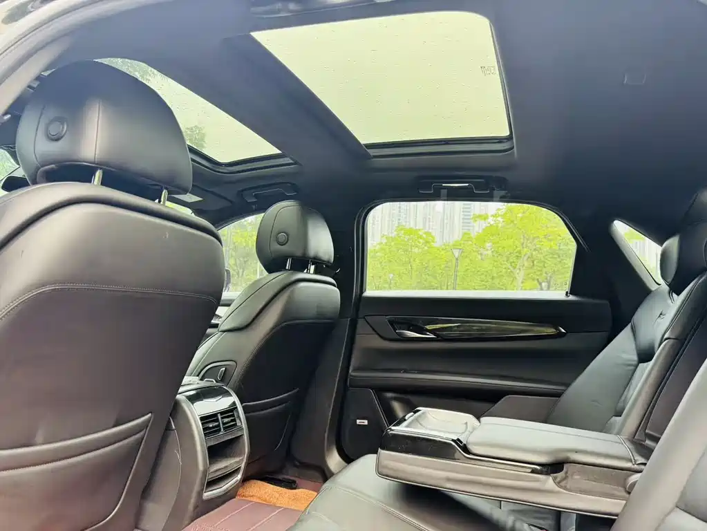 Cadillac CT6 28T Luxury Type, фото 12
