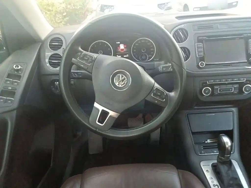 Volkswagen Tiguan — миниатюра 6