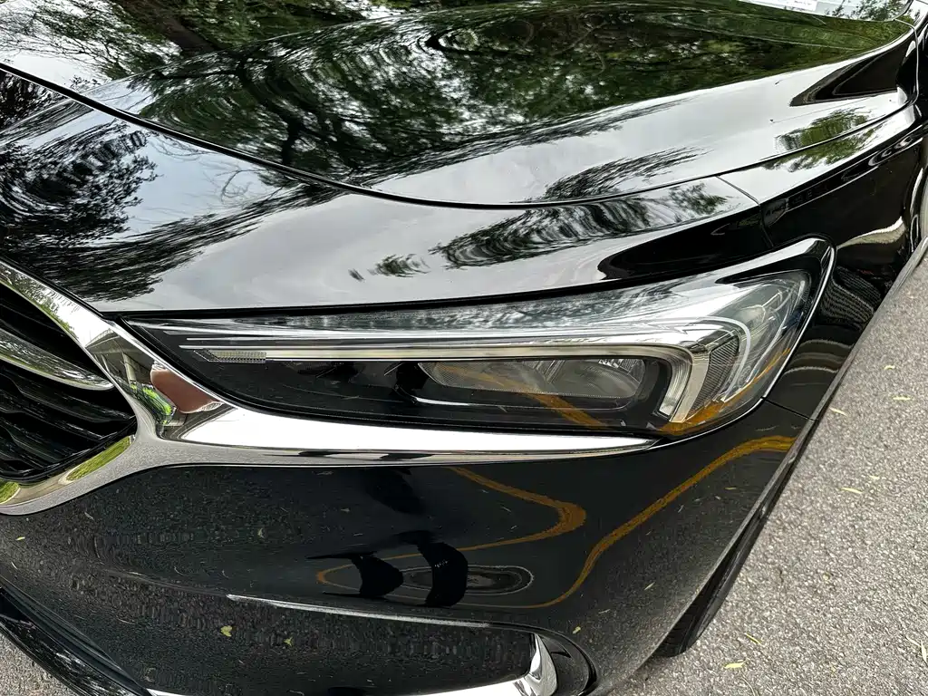 Buick LaCrosse 2022 652T Luxury