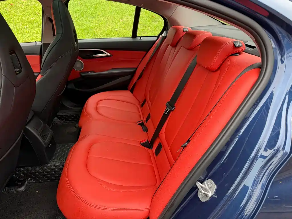 BMW 1 Series — миниатюра 12