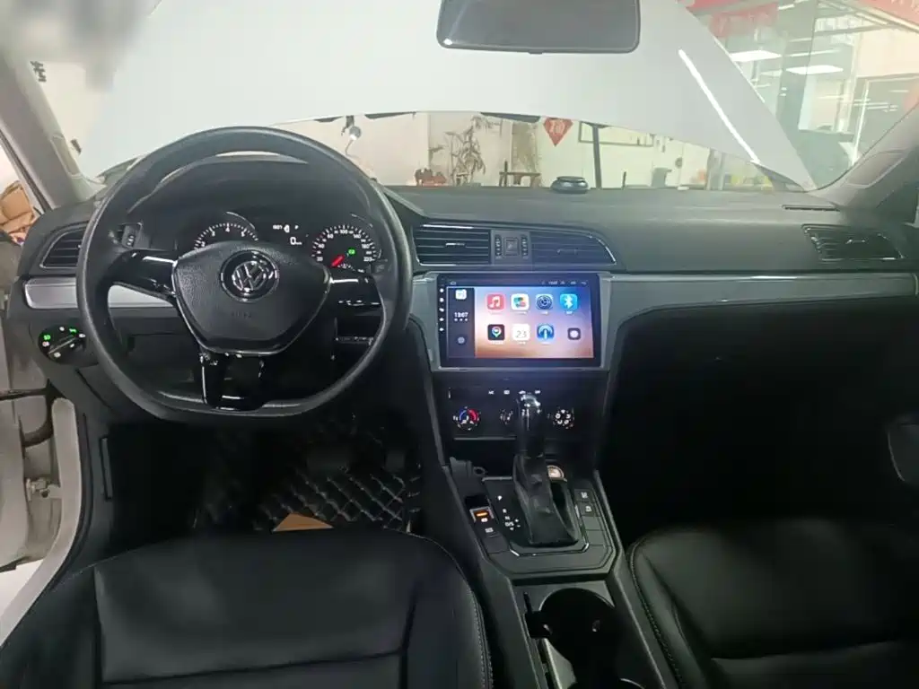 Volkswagen Lamando — миниатюра 10