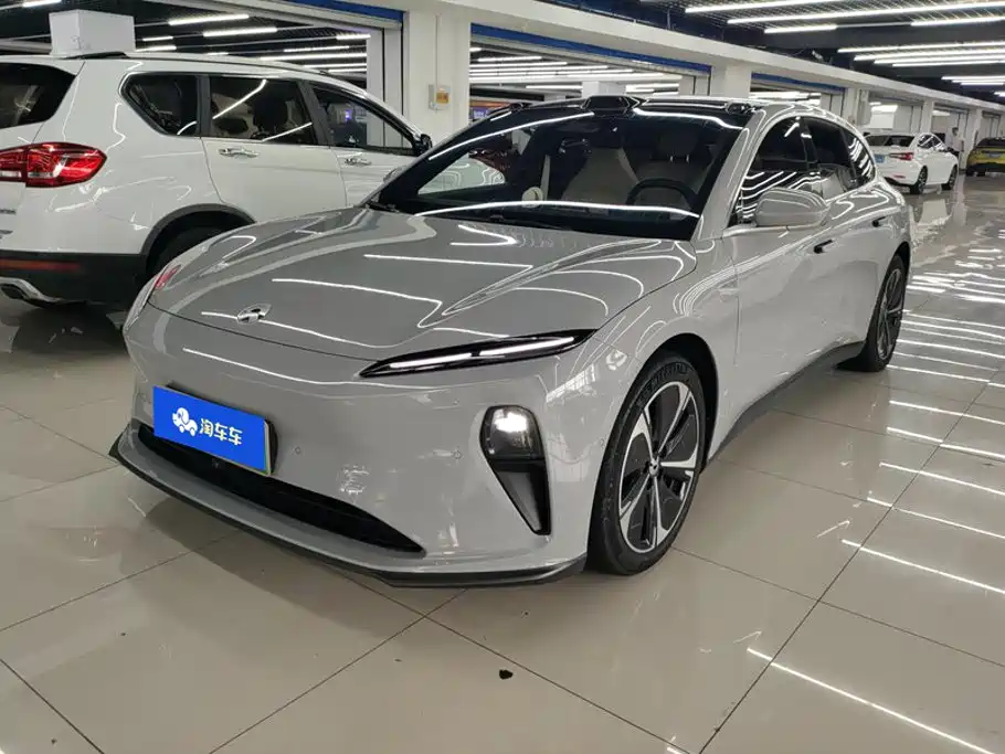 NIO ET5T