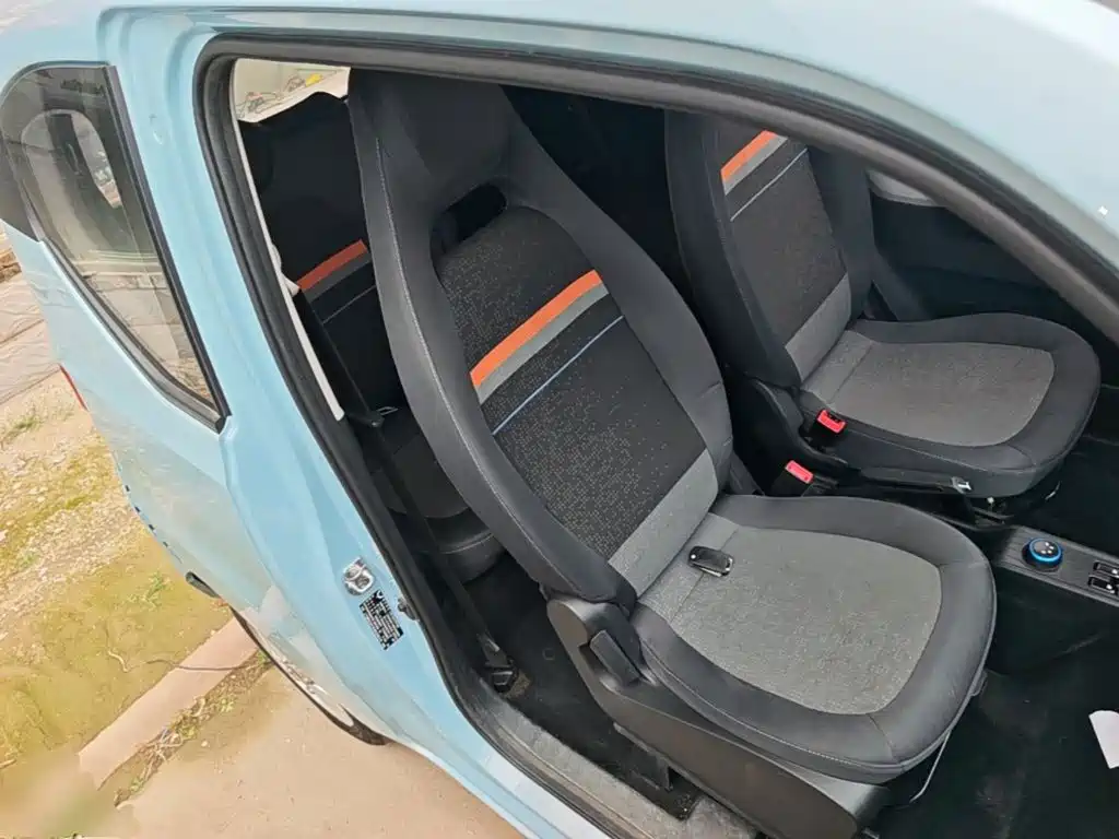 Wuling MINIEV — миниатюра 25