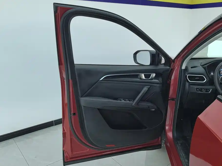 Baojun RS-5 — миниатюра 7