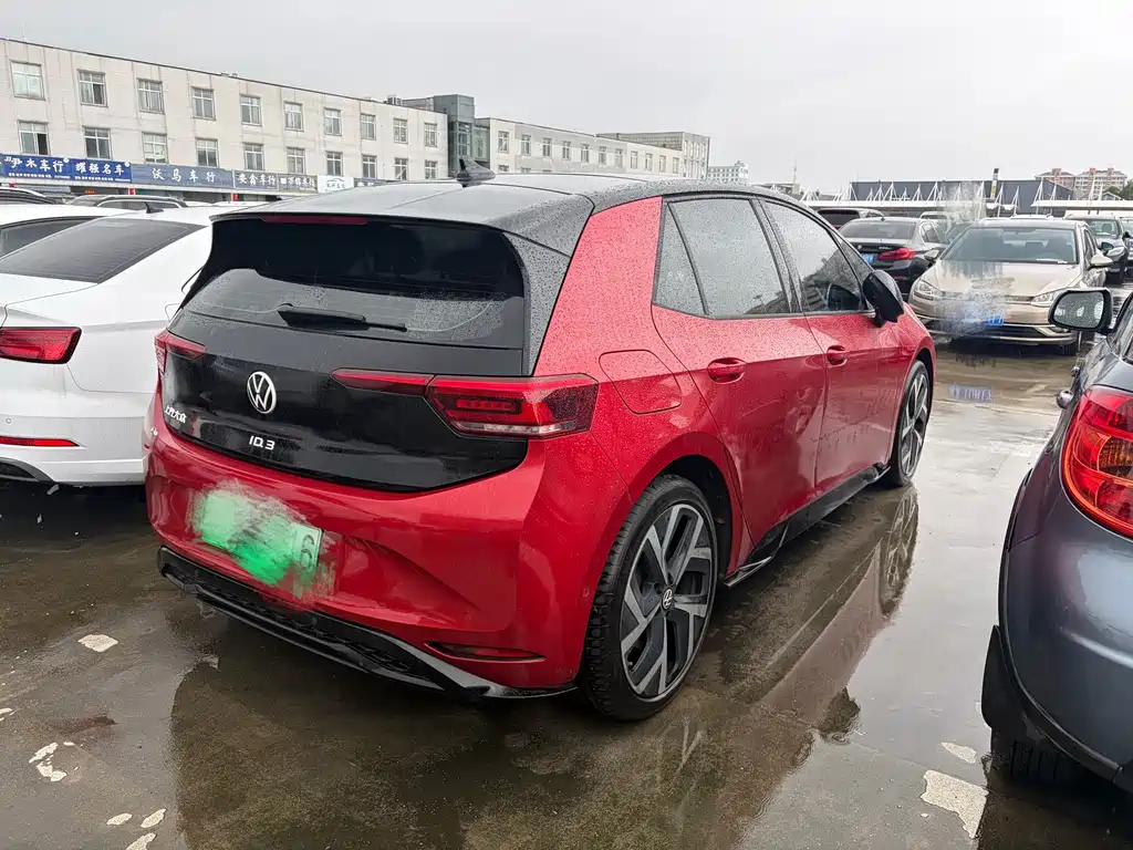 Volkswagen ID.3 — миниатюра 3