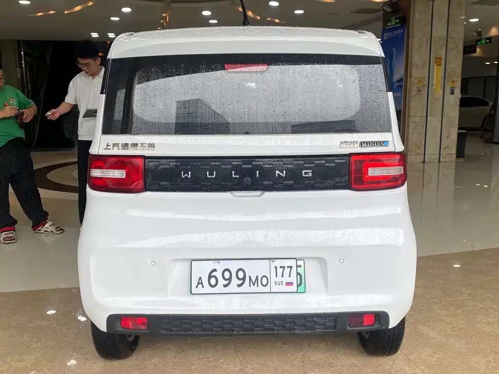 Wuling MINIEV — миниатюра 9