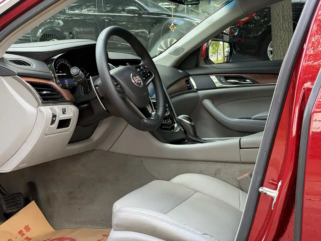 Cadillac CTS — миниатюра 5