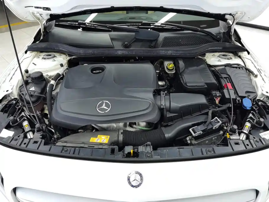 Mercedes-Benz GLA — миниатюра 10