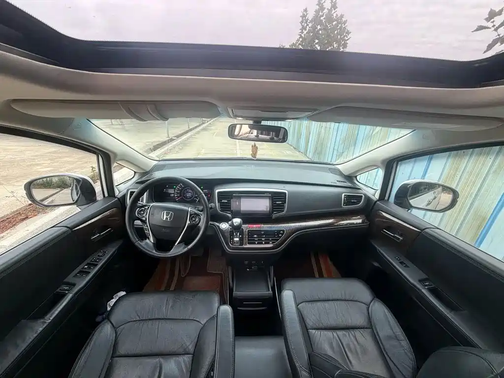 Honda Odyssey — миниатюра 3