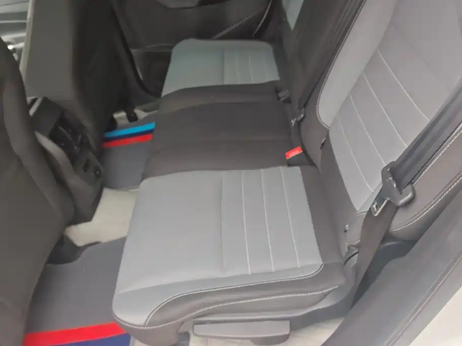 Ford Kuga — миниатюра 11