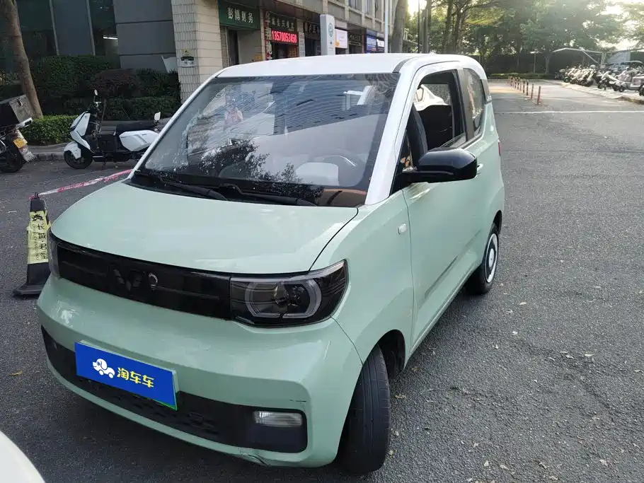 Wuling MINIEV