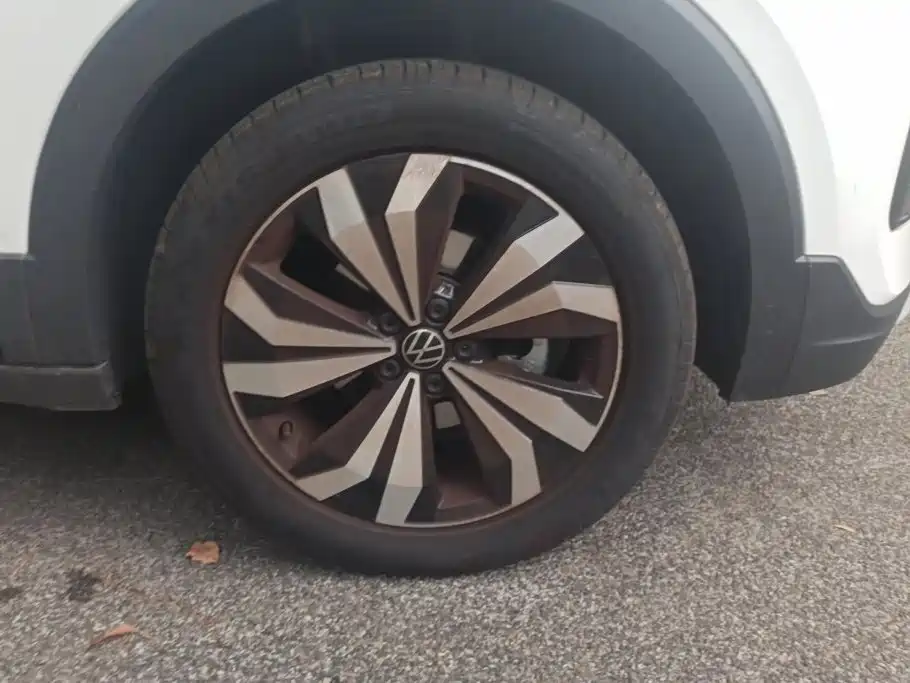 Volkswagen Tharu — миниатюра 6