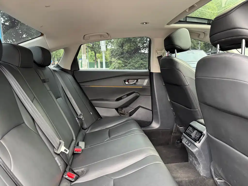 Honda Accord — миниатюра 17