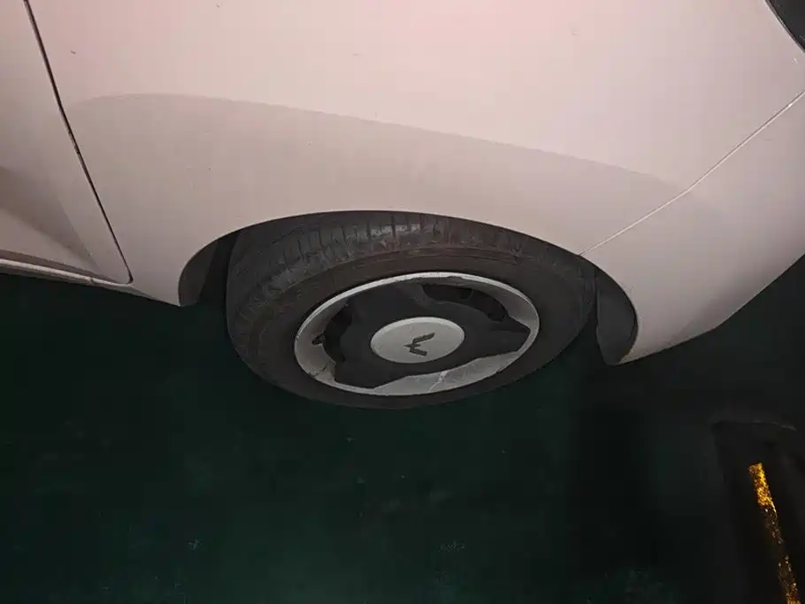 Wuling MINIEV — миниатюра 6