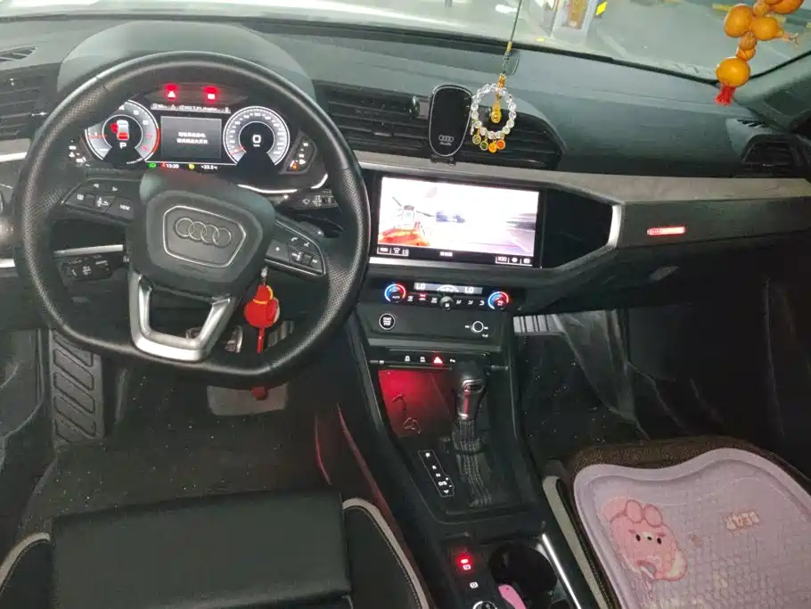 Audi Q3 — миниатюра 12