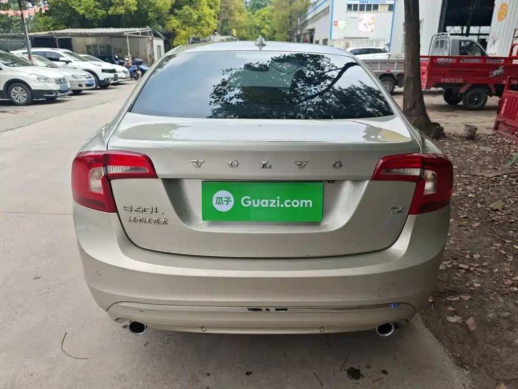 Volvo S60 — миниатюра 4