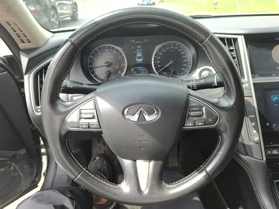 Infiniti Q50L — миниатюра 15