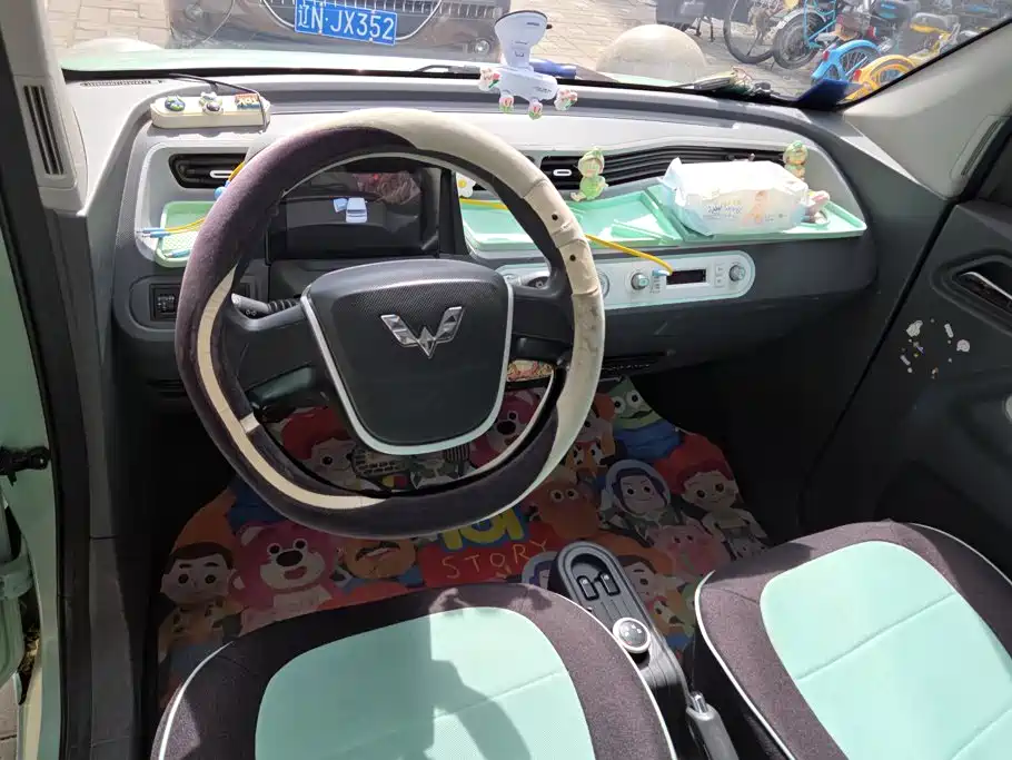 Wuling MINIEV — миниатюра 12