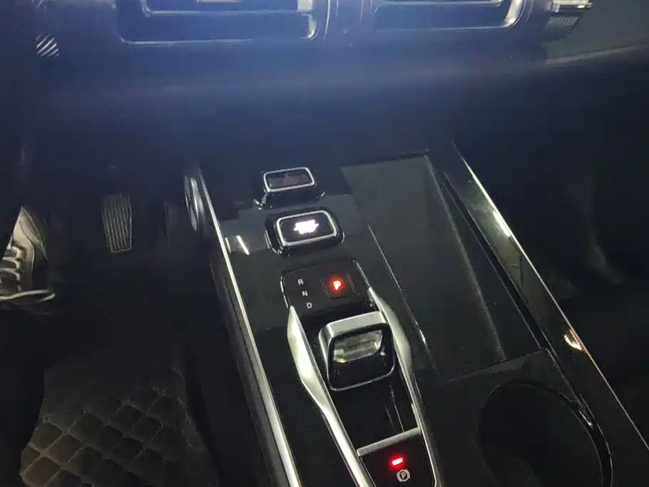 GAC Motor Shadow Cool — миниатюра 16