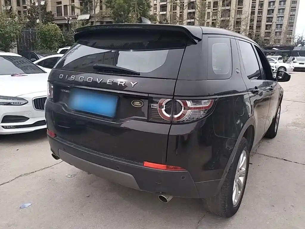 Land Rover Discovery Sport — миниатюра 7
