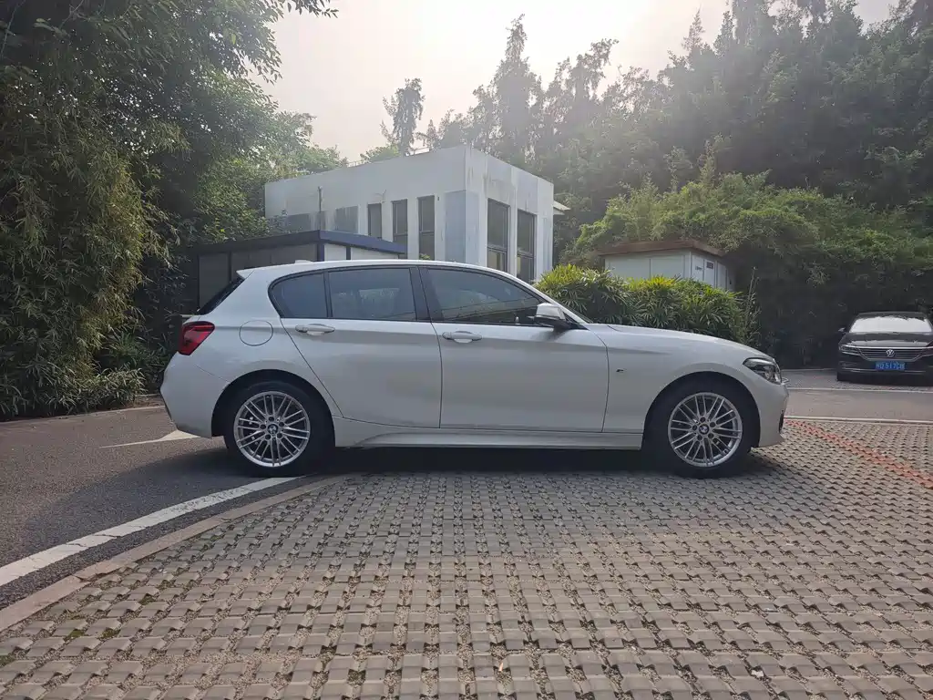 BMW 1 Series 1 2018 120i M Sport