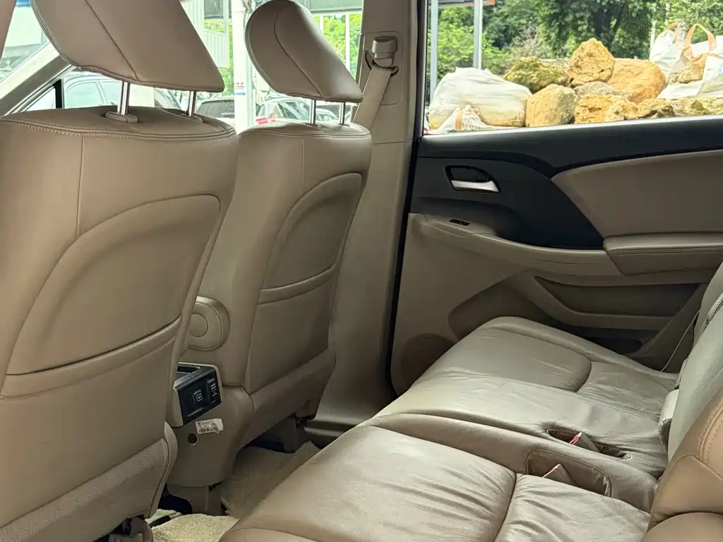 Honda Odyssey 2013 2.4L Luxury