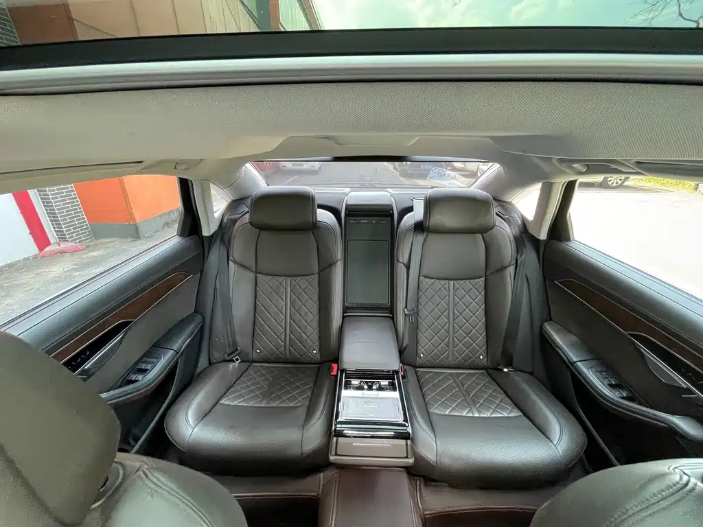 Audi A8 — миниатюра 27