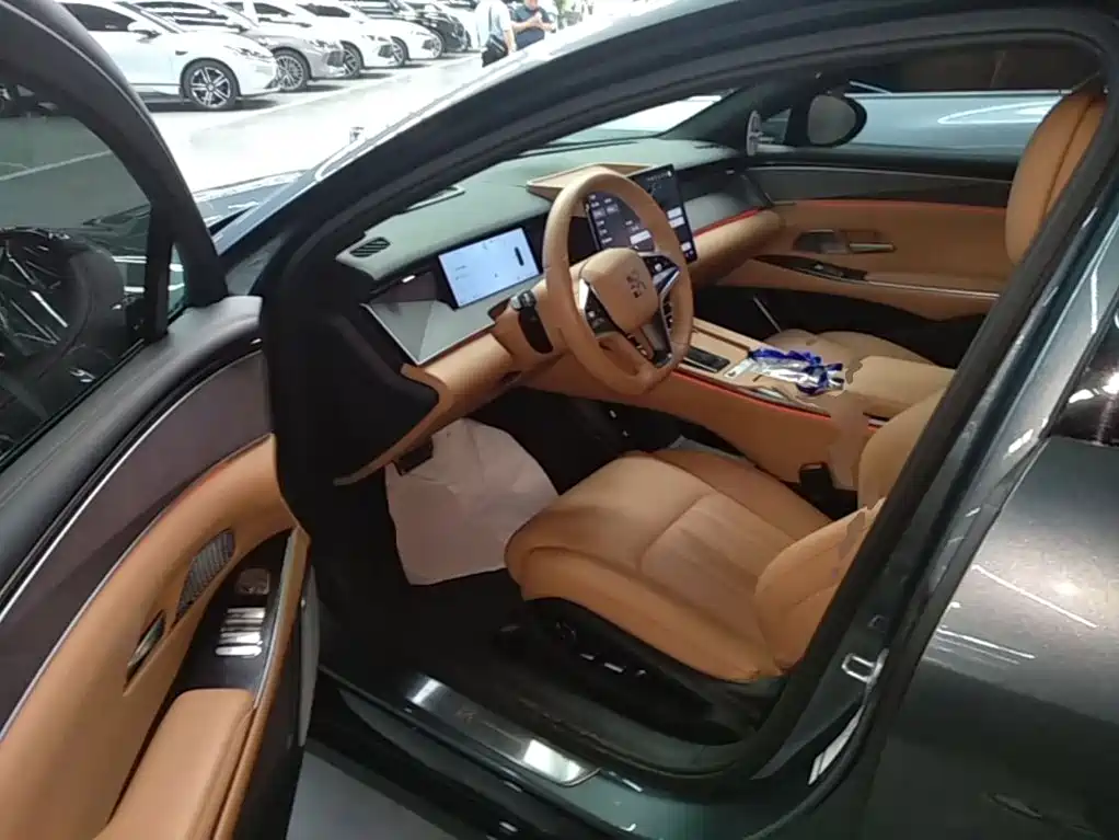 BYD Han L — миниатюра 15