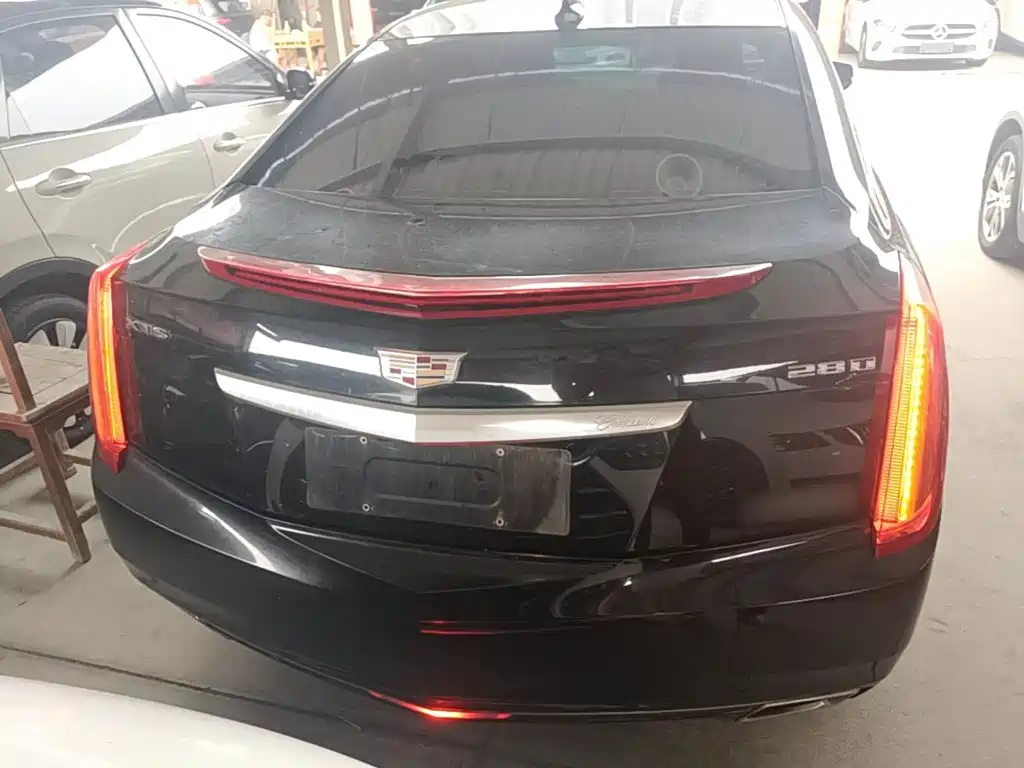Cadillac XTS — миниатюра 6