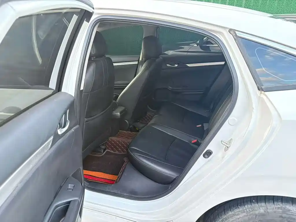 Honda Civic — миниатюра 6