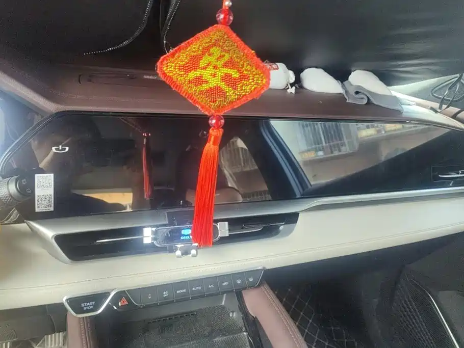 Geely Xingyue L — миниатюра 13