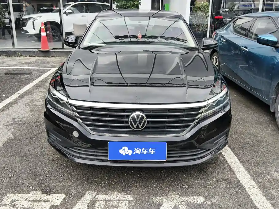 Volkswagen Lavida — миниатюра 2