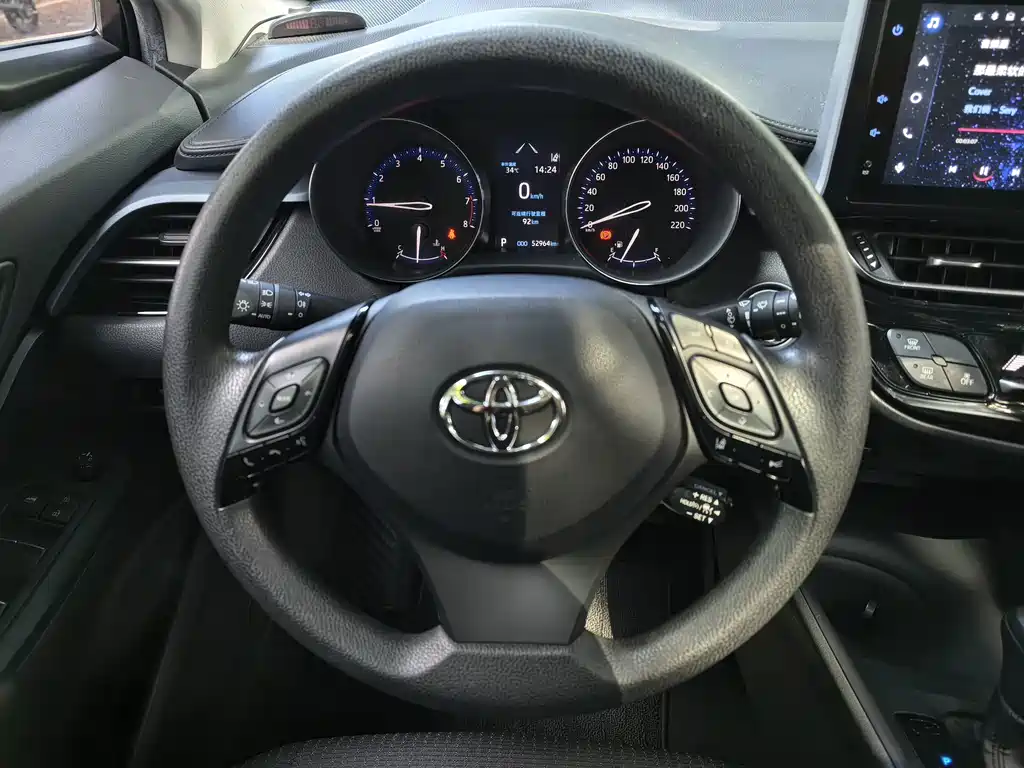 Toyota IZOA — миниатюра 10