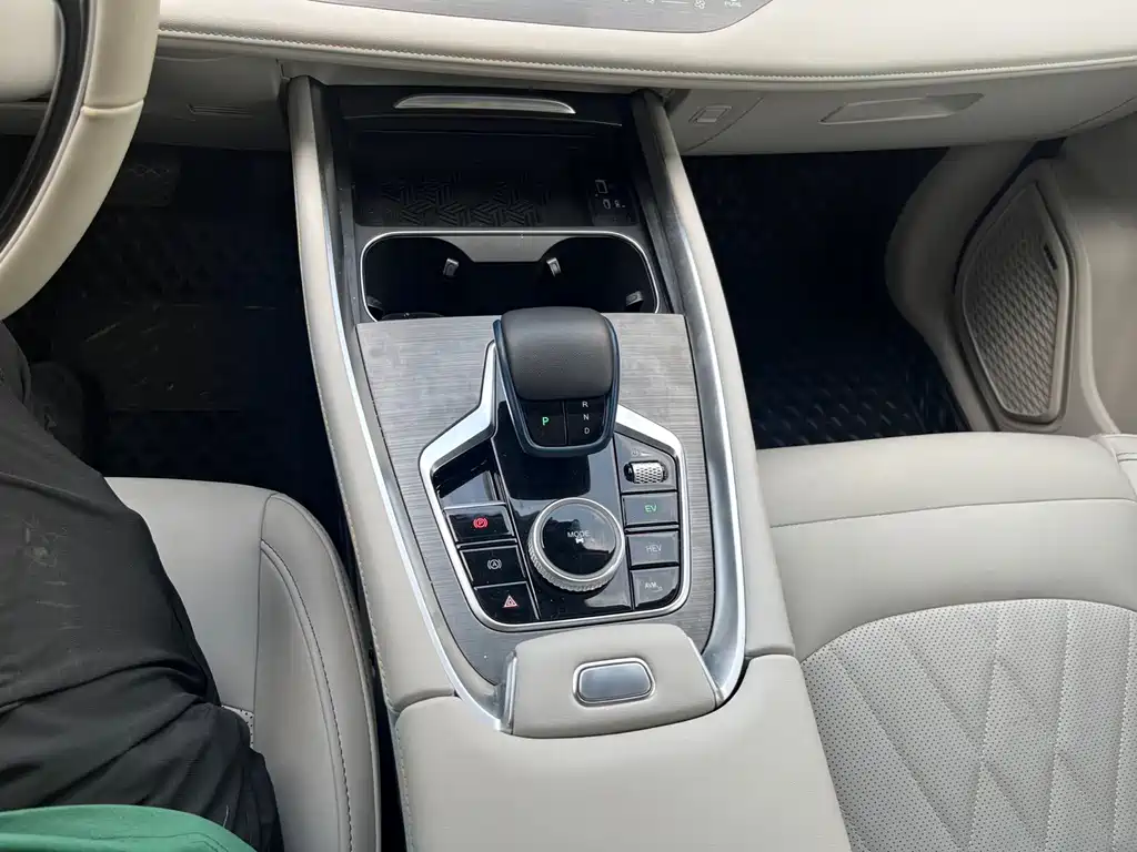 CHERY TIGGO 8 PRO NEW ENERGY