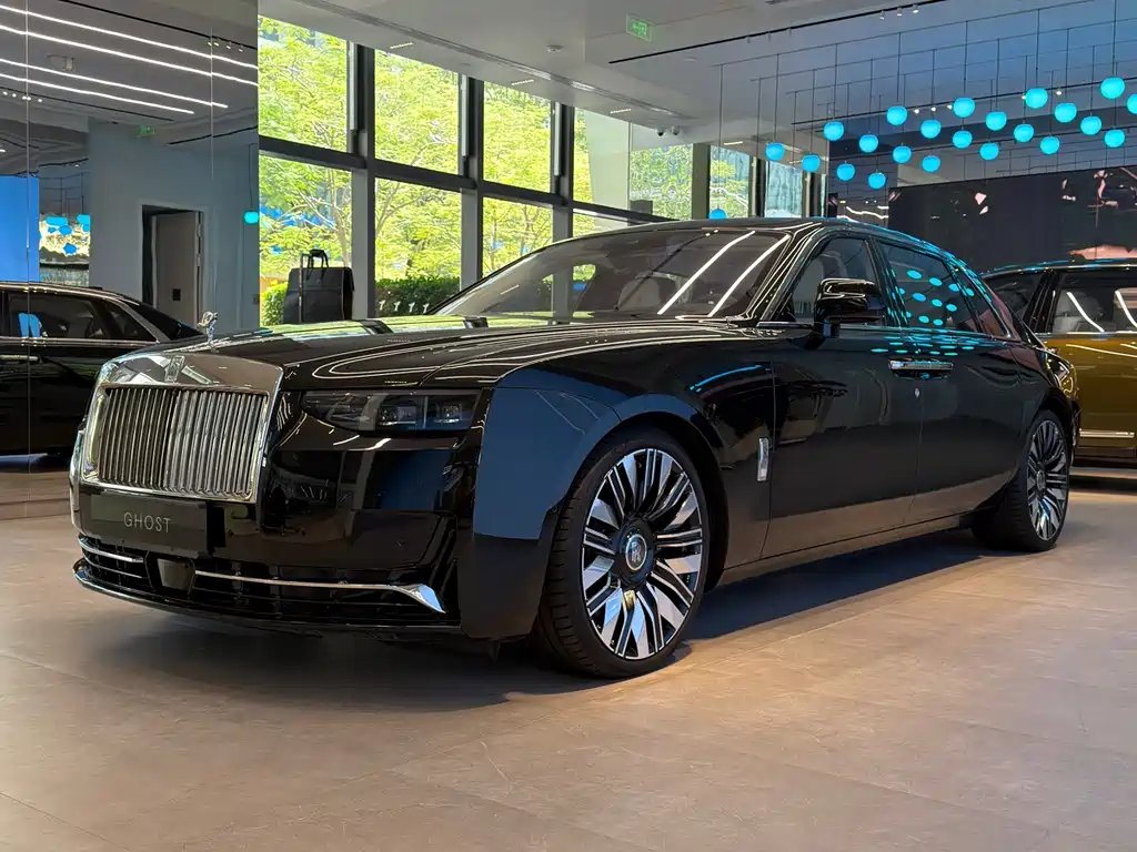 Rolls-Royce Ghost 0